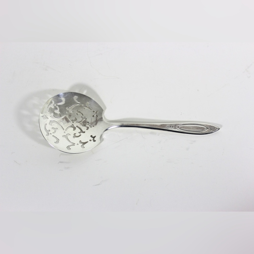 1917 Silver Plated Tomato Server Spoon, Adam Oneida Community Plate Pattern